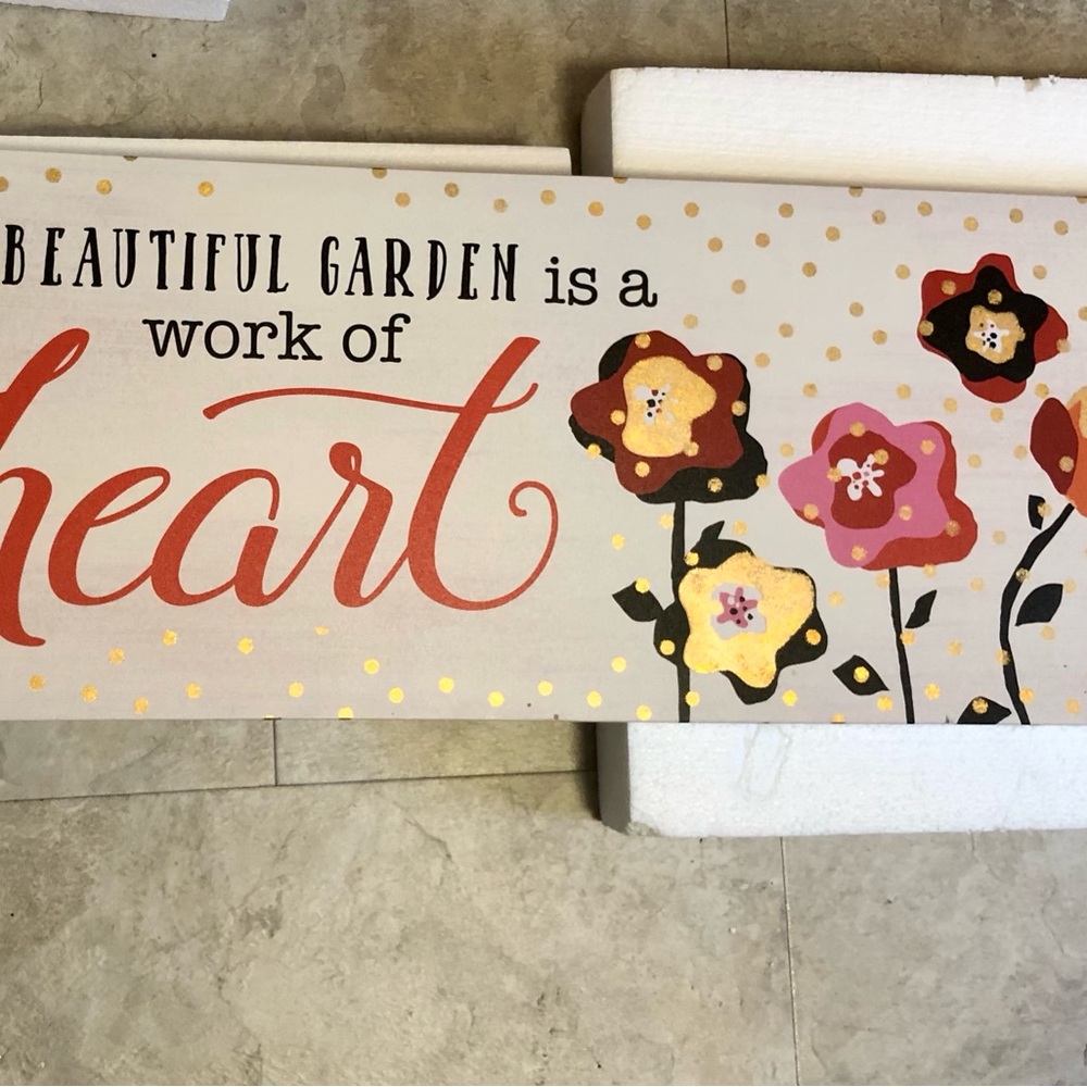 Floral 'Beautiful Garden is a Work of Heart' Quote Wall Art Frame